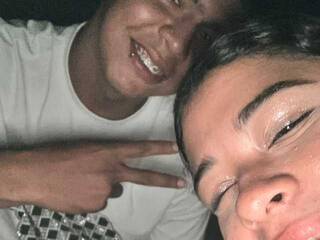 エロティックなビデオチャット IvyandMaicol