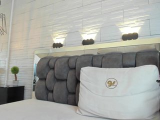 エロティックなビデオチャット JadeHeartt