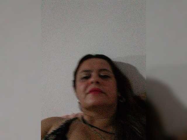 ブロードキャストスクリーンショット JazminFerrer3