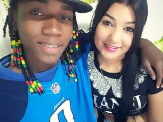 エロティックなビデオチャット JEIMMYCOUPLE