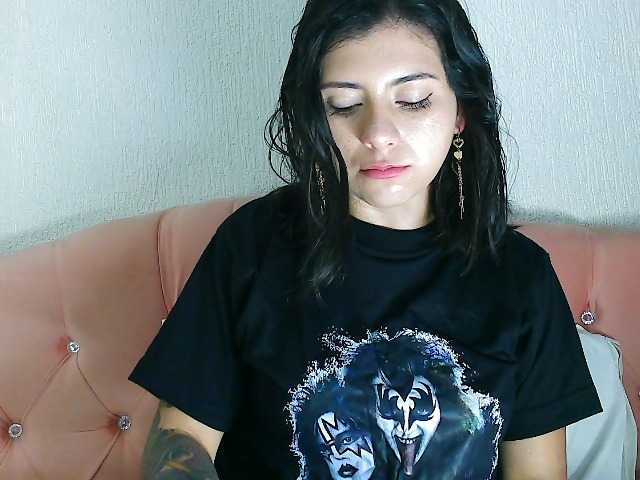 ブロードキャストスクリーンショット JenellKurtz