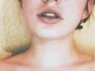 エロティックなビデオチャット jenevra