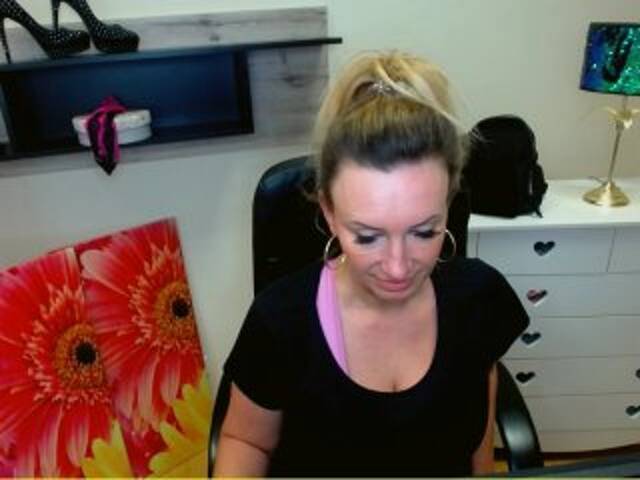 ブロードキャストスクリーンショット JennyTheOnex