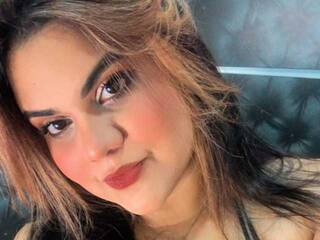 エロティックなビデオチャット Jessie-Bellucci