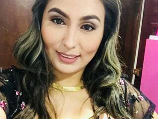 エロティックなビデオチャット jessirabbit