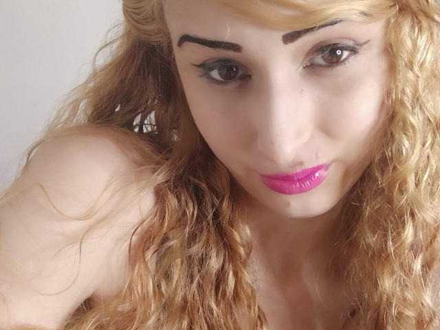 プロフィールの写真 Jhoselinquen