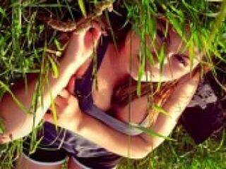 エロティックなビデオチャット jollin