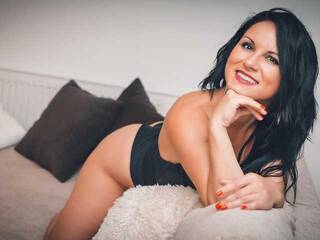 エロティックなビデオチャット JollyAmber1