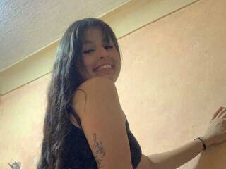 エロティックなビデオチャット Joyce-Rosse