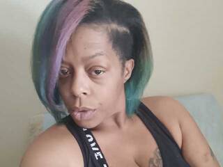 エロティックなビデオチャット JuicceHoneyPot