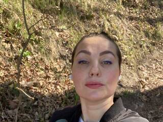 エロティックなビデオチャット juicyTIFFANY