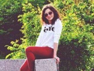 エロティックなビデオチャット julia859