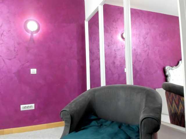 ブロードキャストスクリーンショット JuliaBecker