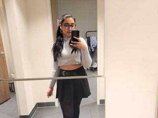 エロティックなビデオチャット JulietShy