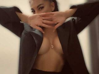 エロティックなビデオチャット JulieWerb