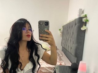 エロティックなビデオチャット JuliianaSmit