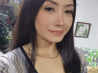 エロティックなビデオチャット JuliietaMars