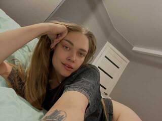 エロティックなビデオチャット HollyGolightly