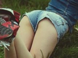 エロティックなビデオチャット julli69