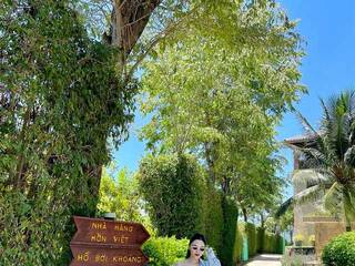 エロティックなビデオチャット July81