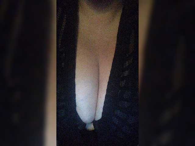 写真 JuneSundress Huge tits
