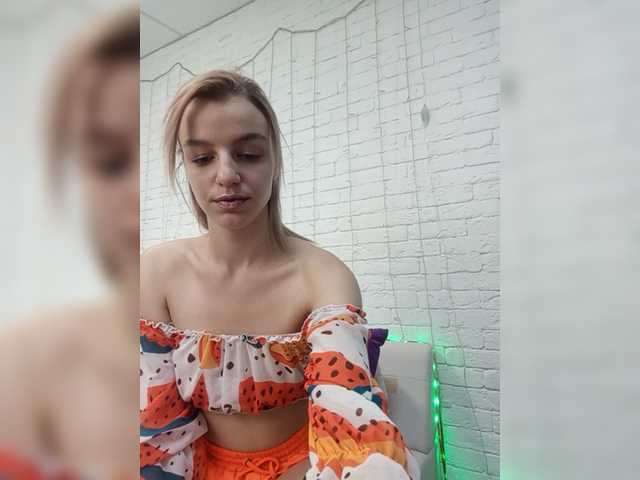 ブロードキャストスクリーンショット Hungry-Bunnyy