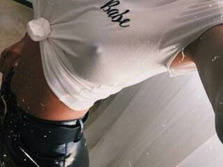 エロティックなビデオチャット --__-