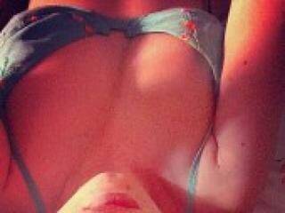 エロティックなビデオチャット kado69