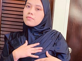 エロティックなビデオチャット kamilahnajwa