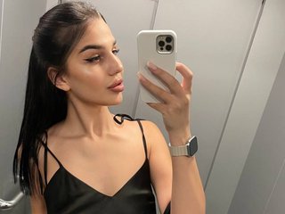 エロティックなビデオチャット KamilaVibes