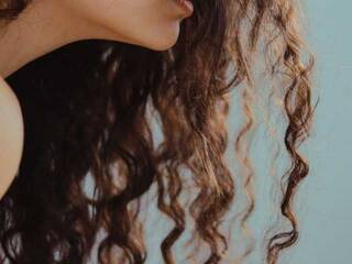 エロティックなビデオチャット AnalWifeX