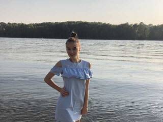 エロティックなビデオチャット Karolina384