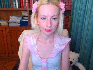 写真 KassiaDinn cosplay,schoolgirl,shy,virgin,lovense,innocent,daddy,roelplay,privat show, 15 like50 for candies150 sexy dance2222 dreaming tip