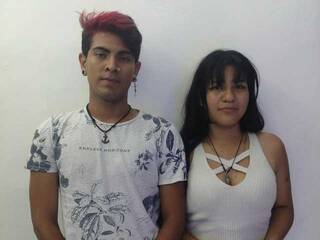 エロティックなビデオチャット KatAndRobin