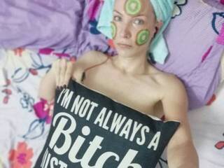 エロティックなビデオチャット KatarinaJ