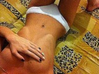 エロティックなビデオチャット kate1900