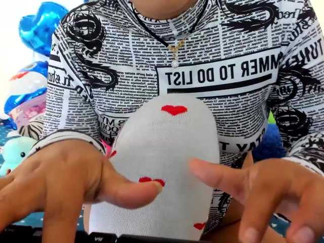 ブロードキャストスクリーンショット KateeMoore