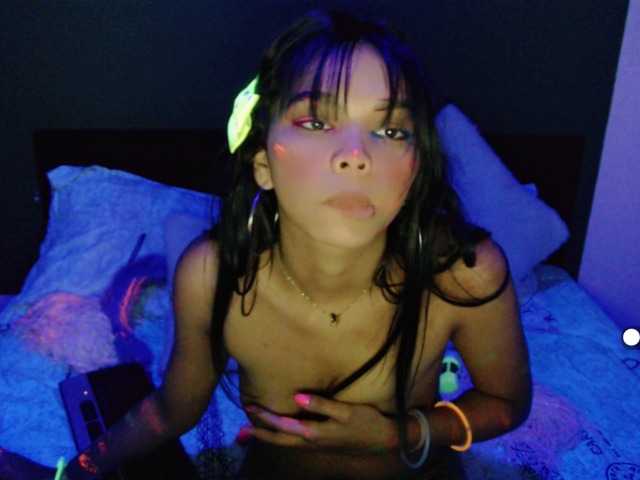 写真 Kathleen show neon #feet #ass #squirt #lush #anal #nailon #teenagers #+18 #bdsm #Anal Games#cum,#latina,#masturbation #oil, ,#Sex with dildo. #young #deep Throat #cam2cam #anal #submissive#costume#new #Game with dildo.