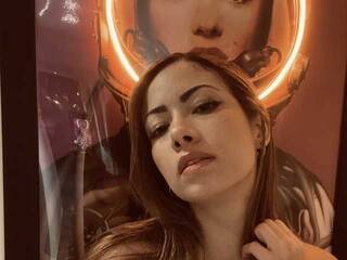 エロティックなビデオチャット kathy-monroe