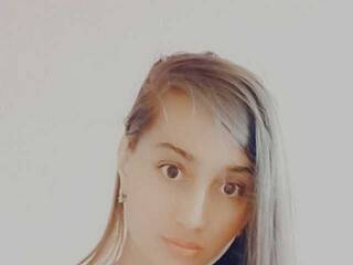 エロティックなビデオチャット katie-adamss