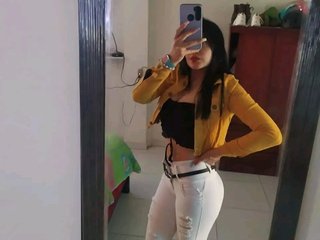 エロティックなビデオチャット katisnow