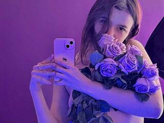 エロティックなビデオチャット Kattitoffy