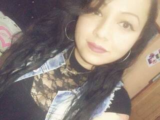 エロティックなビデオチャット kattyflow