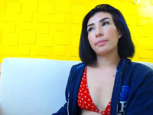 ブロードキャストスクリーンショット KattyRuiz