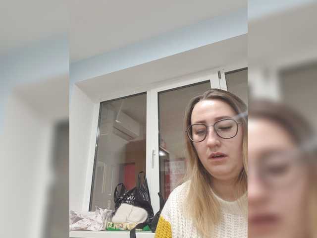 ブロードキャストスクリーンショット Katya-35