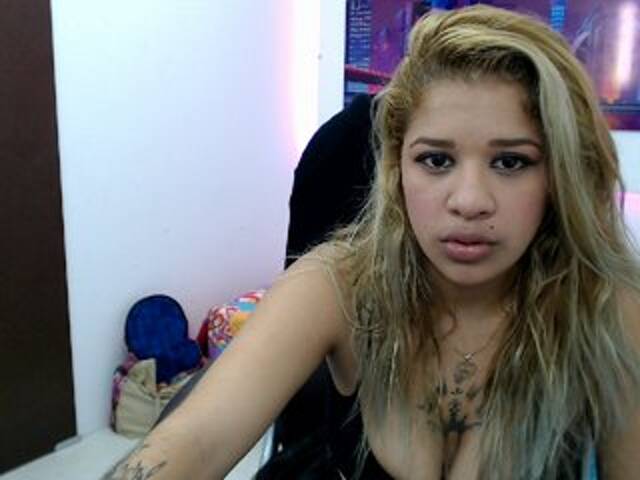 ブロードキャストスクリーンショット KatyaCandy