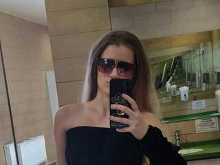 エロティックなビデオチャット KatyaRose