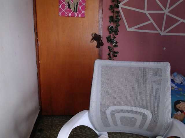 ブロードキャストスクリーンショット katyblosss