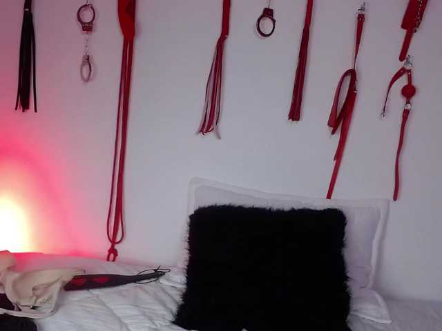 ブロードキャストスクリーンショット katyliving