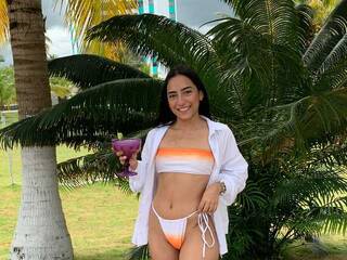 エロティックなビデオチャット kaylavibes